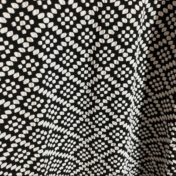 Habitat Black and White textured top size small - Picture 2 of 5